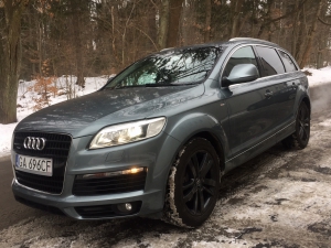 AUDI. Q7 4.2TDI