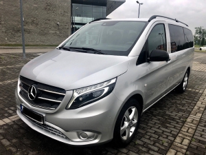 MERCEDES VITO 8 OS.AUTOMAT REG.FOTELE .MOZLIWOŚĆ WYNAJMU Z KIEROWCĄ