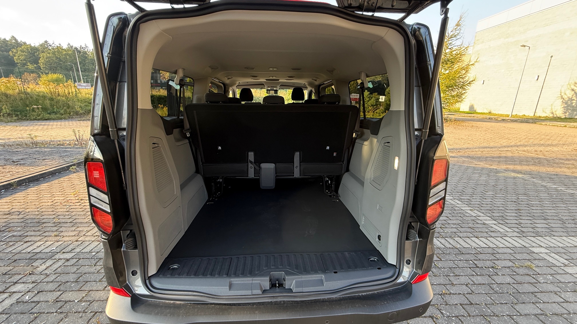 FORD TOURNEO CUSTOM LONG 8 OSOBOWY AUTOMAT